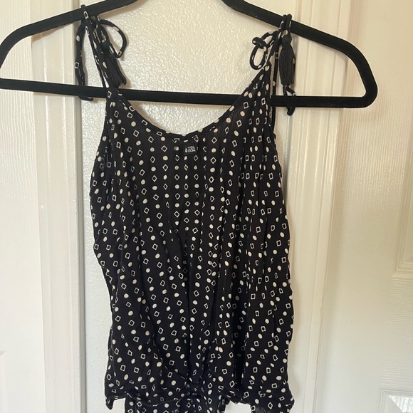 Volcom Cropped Cami - Picture 2 of 4